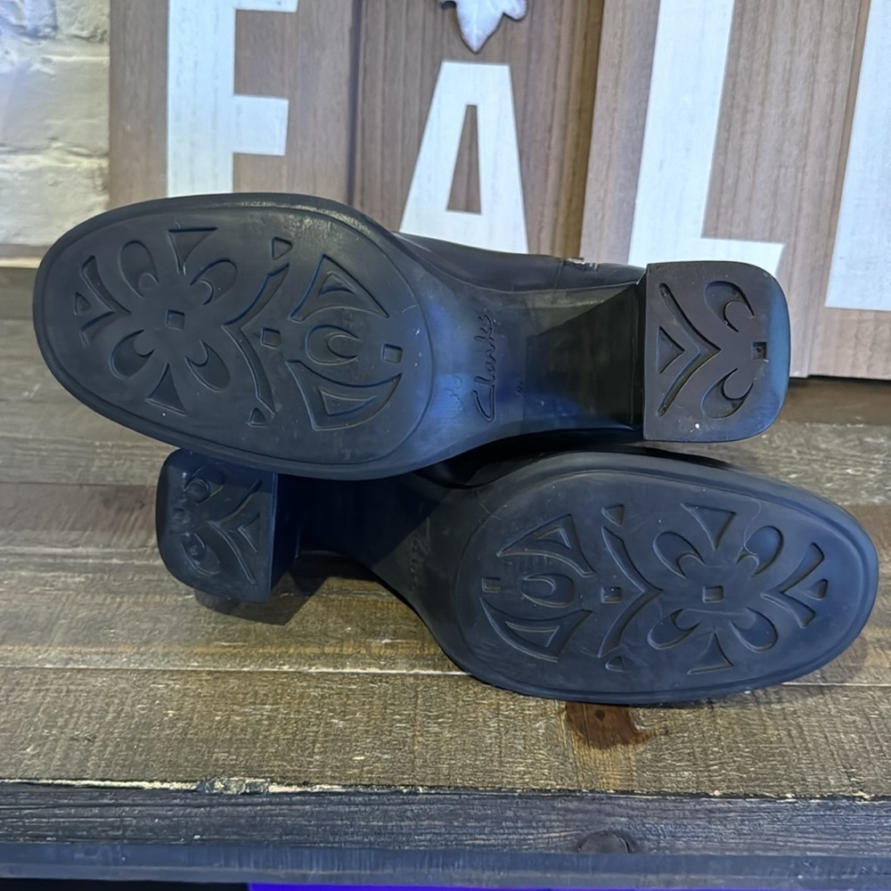 Clark’s Leather boots - Picture 5 of 6